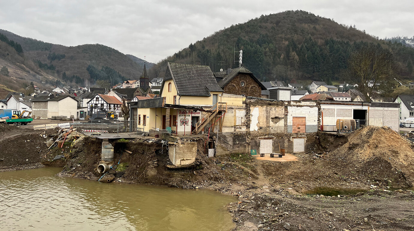View of Rech, January 2022