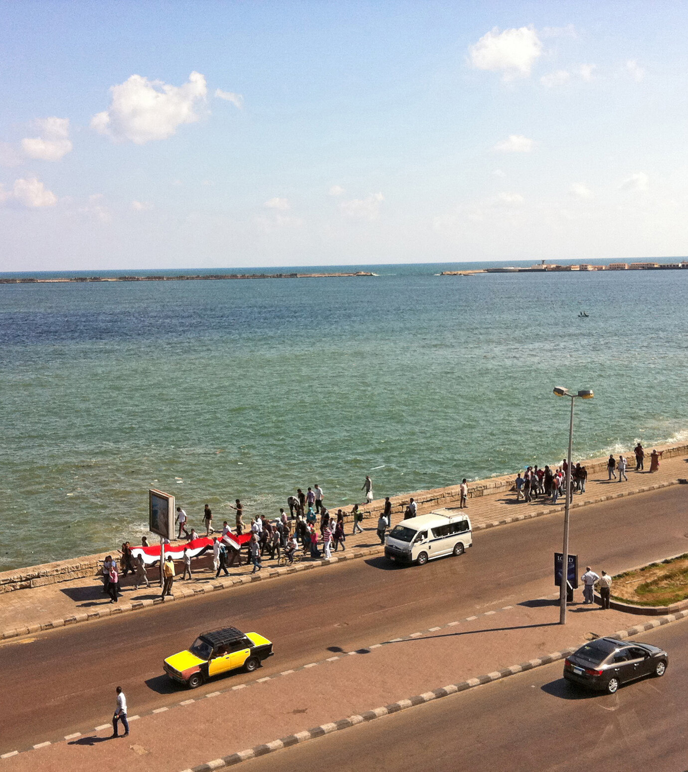 Arab Spring in Alexandria, protesters on the Corniche